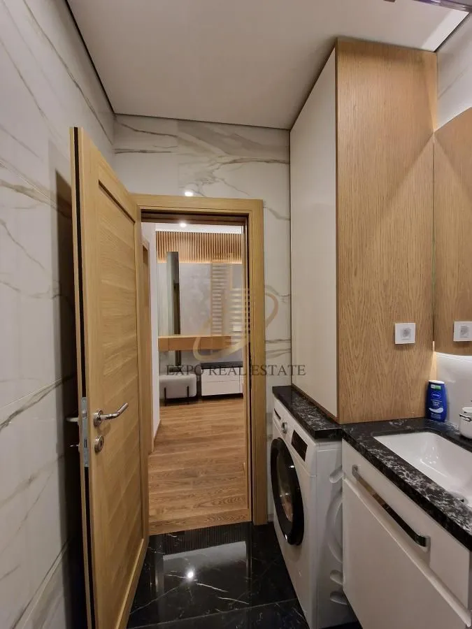Prodaja, jednosoban stan, 39m², Vračar Hram, Vračar Sve Podlokacije
