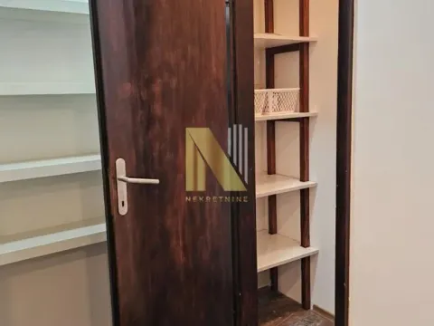 Izdavanje, dvosoban stan, 60m², Centar, Novi Sad - image 36