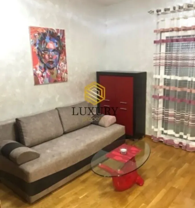 Izdavanje, garsonjera, 31m², City Kvart, Podgorica