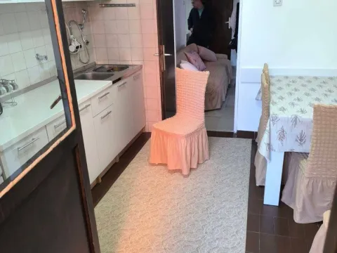 Rent, studio apartment, 35m², Tuški Put, Podgorica - image 4