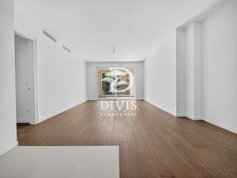Sale, four bedroom apartment, 132m², Vračar Hram, Vračar Sve Podlokacije - image 3