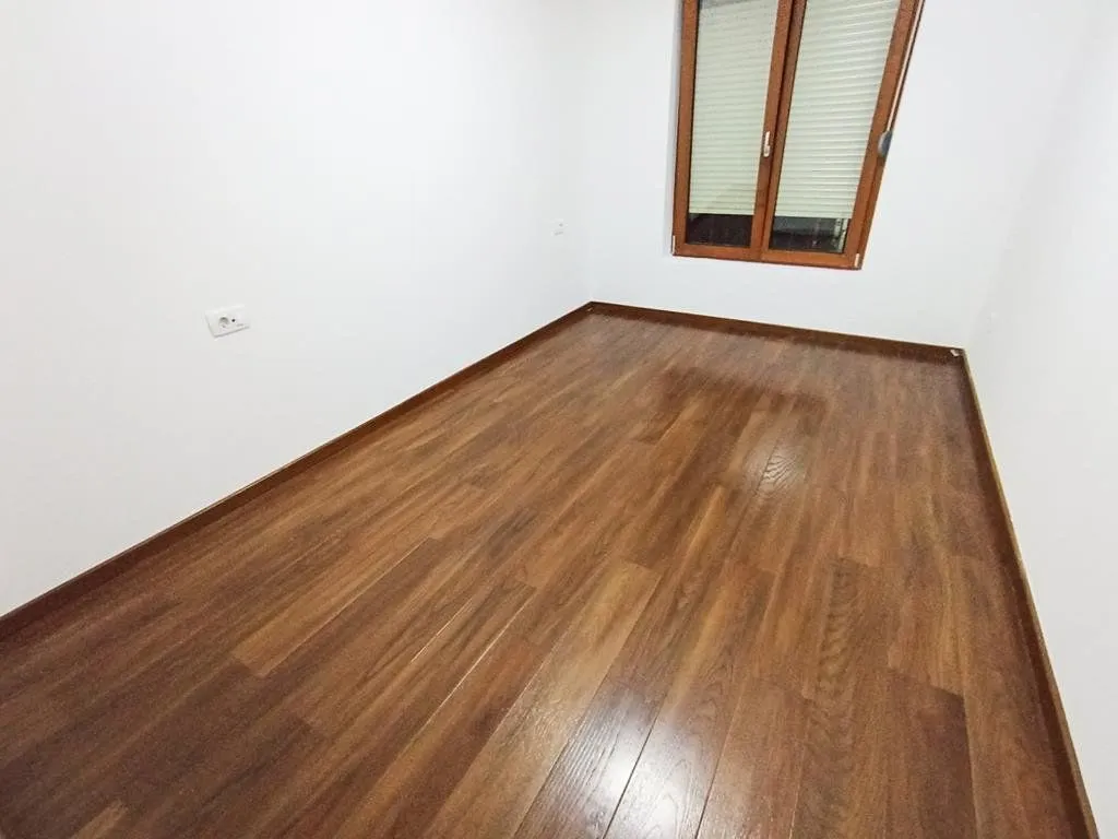 Izdavanje, dvosoban stan, 70m², Master Kvart, Podgorica