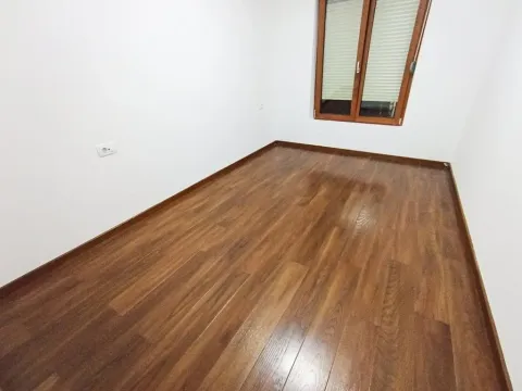 Izdavanje, dvosoban stan, 70m², Master Kvart, Podgorica - image 3