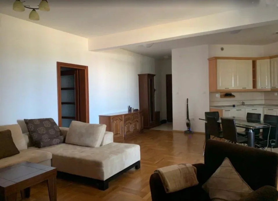 Sale, two bedroom apartment, 85m², Centar, Bar