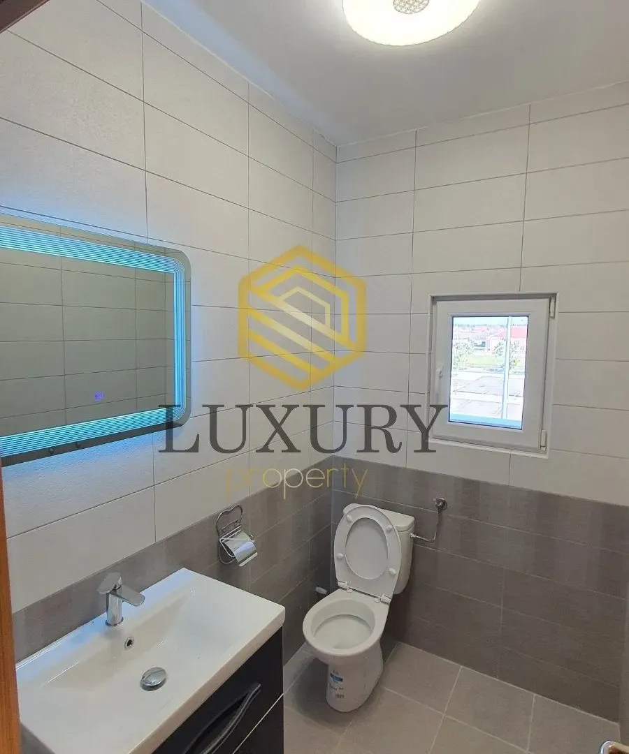 Izdavanje, kuća, 212m², Zeta, Podgorica