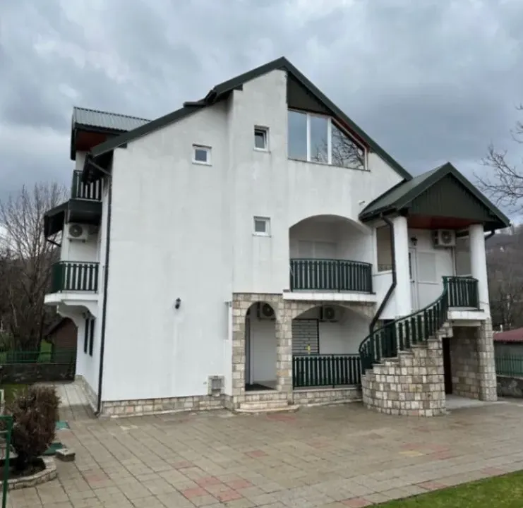 Prodaja, kuća, 310m², Smailagića Polje, Kolašin