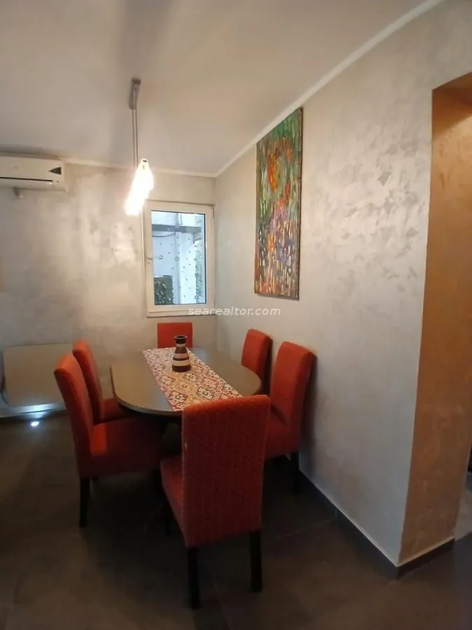 Prodaja, dvosoban stan, 54m², Dobrota, Kotor