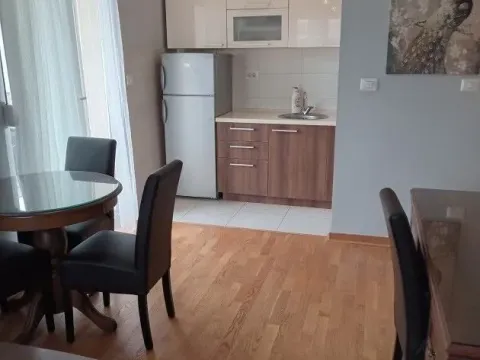 Izdavanje, stan, 42m², Podgorica, Crna Gora - image 2
