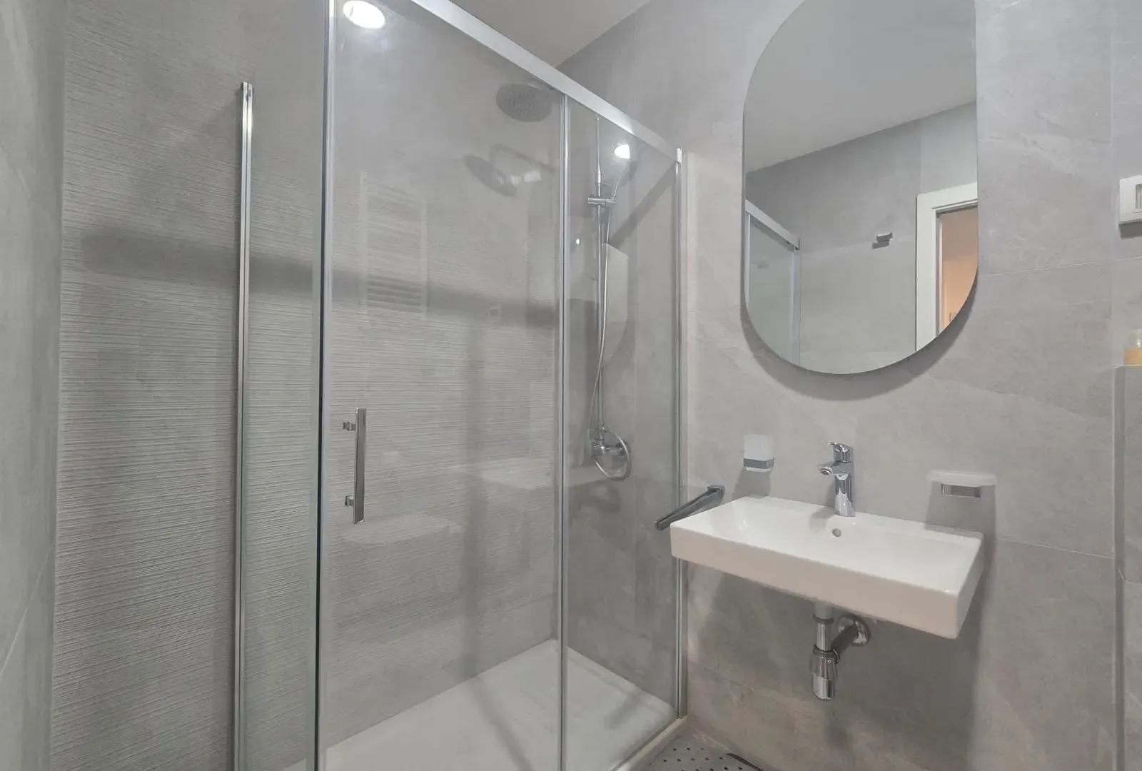 Rent, one bedroom apartment, 40m², Central Point, Podgorica
