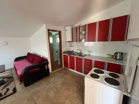 Rent, house, 120m², Bjeliši, Bar - image 2