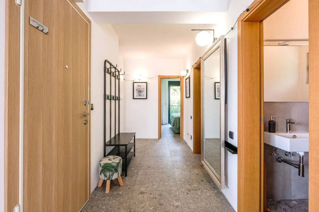 Prodaja, trosoban stan, 77m², Tivat, Crna Gora