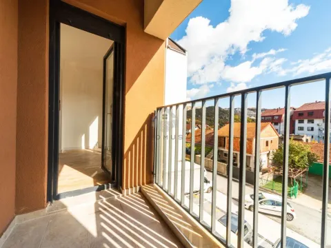 Sale, one bedroom apartment, 48m², Cetinje, Crna Gora - image 9