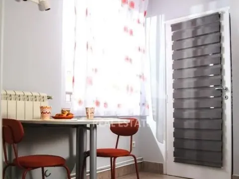 Izdavanje, dvosoban stan, 46m², Topličin venac, Beograd - image 9