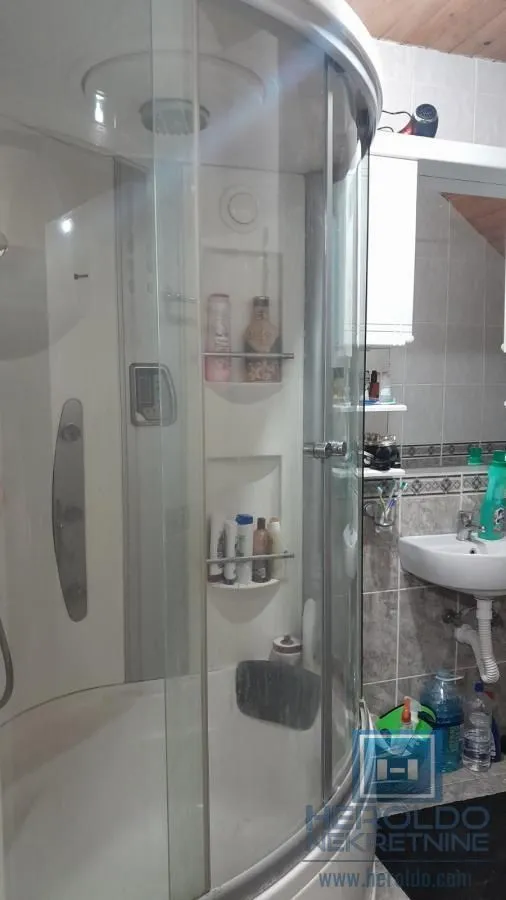 Prodaja, ugostiteljski objekat, 1500m², Donji Krčin, Varvarin
