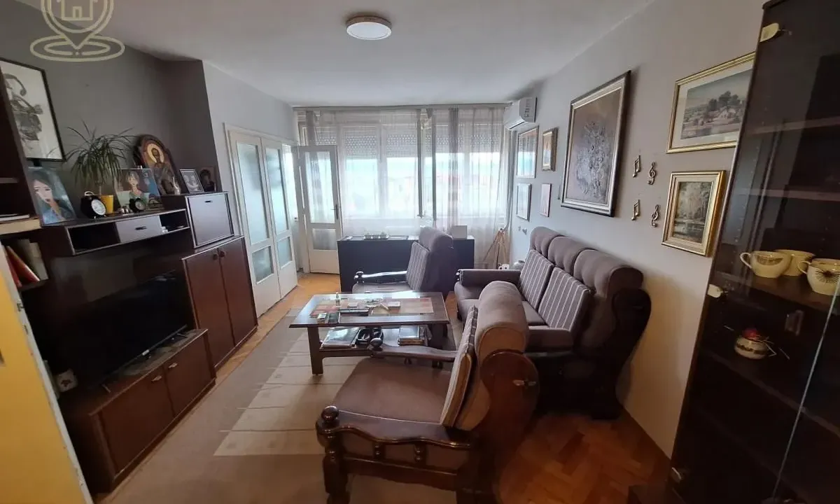 Prodaja, trosoban stan, 75m², Medijana, Niš
