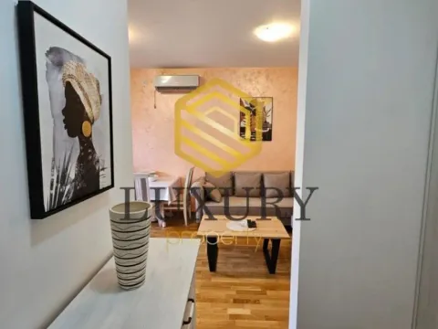 Sale, one bedroom apartment, 33m², Dalmatinska ulica, Podgorica - image 8