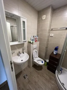 Izdavanje, jednosoban stan, 45m², City Kej, Podgorica - image 10