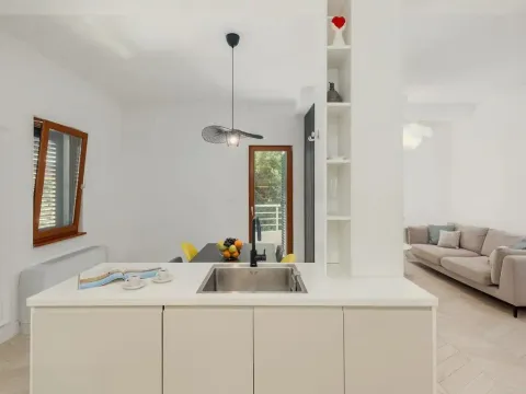 Prodaja, trosoban stan, 139m², Risan, Kotor - image 10