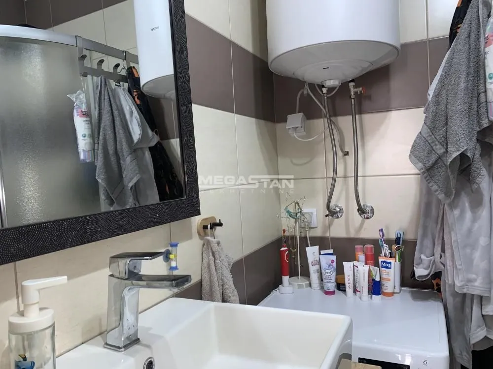 Prodaja, dvosoban stan, 50m², Zvezdara Sve Podlokacije, Beograd