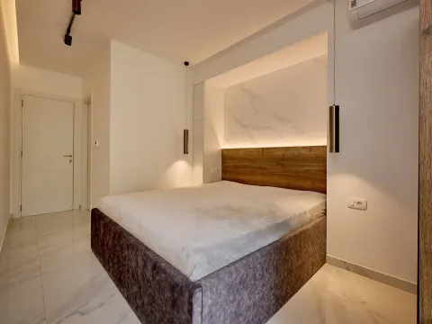 Sale, two bedroom apartment, 90m², Rafailovići, Budva - image 13