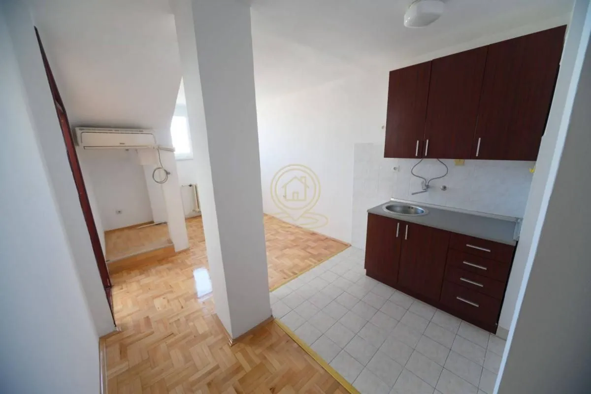Prodaja, jednosoban stan, 41m², Medijana, Niš