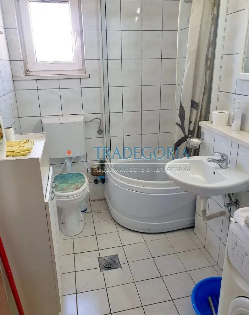 Prodaja, trosoban stan, 90m², Sutomore, Bar