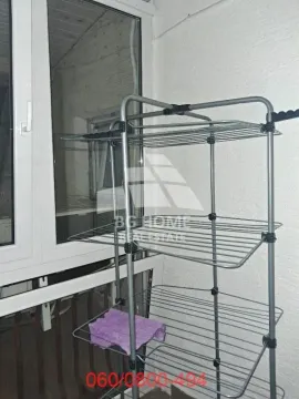 Sušilica za veš na terasi. - image 18