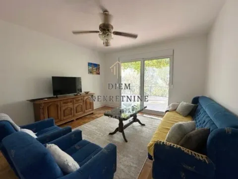 Rent, two bedroom apartment, 80m², Stari Bar, Bar