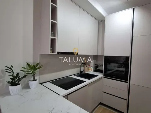 Prodaja, dvosoban stan, 71m², Bečići, Budva - image 13