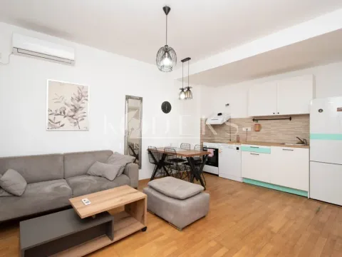 Rent, two bedroom apartment, 58m², Centar, Podgorica - image 2