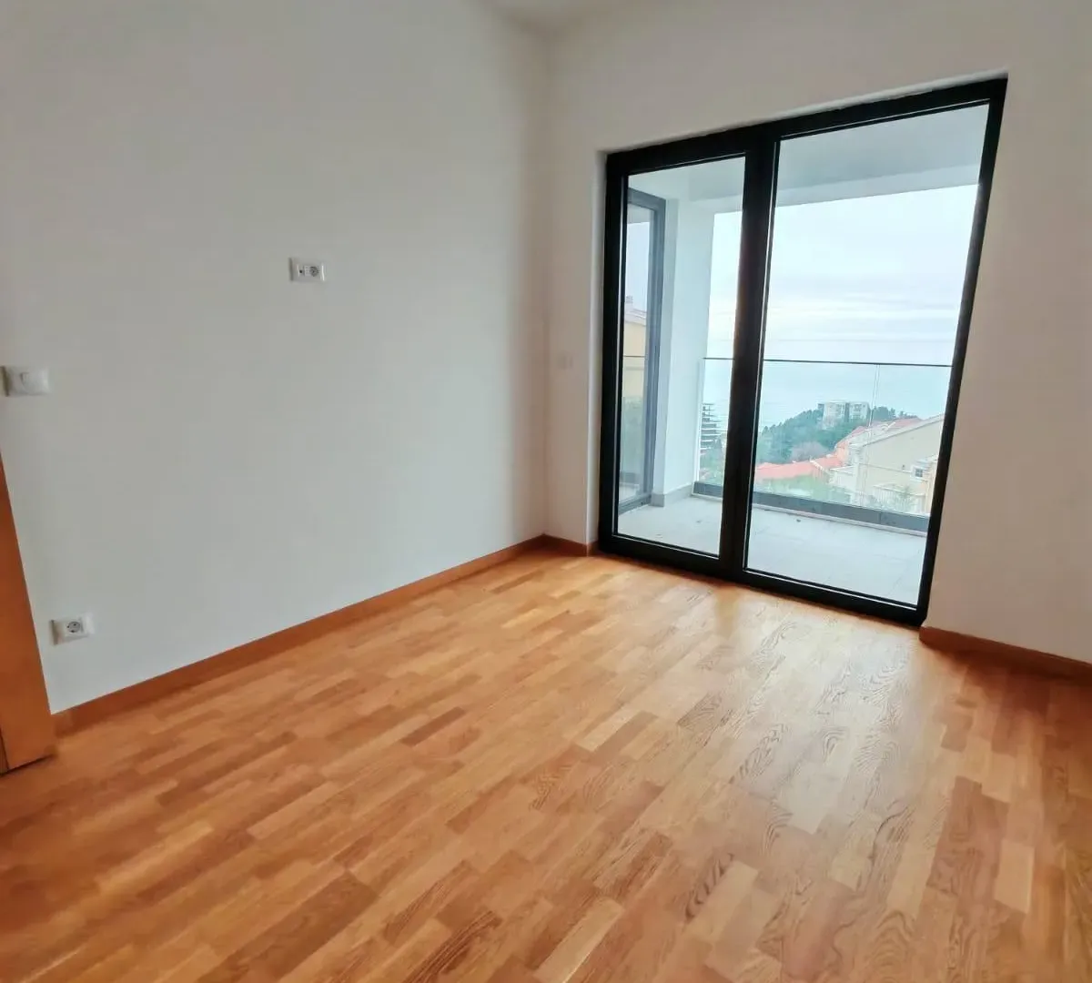 Sale, one bedroom apartment, 44m², Bečići, Budva