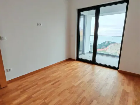 Sale, one bedroom apartment, 44m², Bečići, Budva - image 8