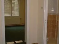 Izdavanje, poslovni prostor, 60m², Stari Grad, Beograd - image 2