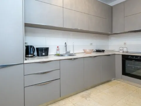 Rent, two bedroom apartment, 75m², Podgorica, Crna Gora - image 4