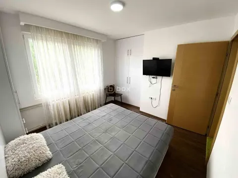 Izdavanje, trosoban stan, 66m², Dom zdravlja, Niš - image 8