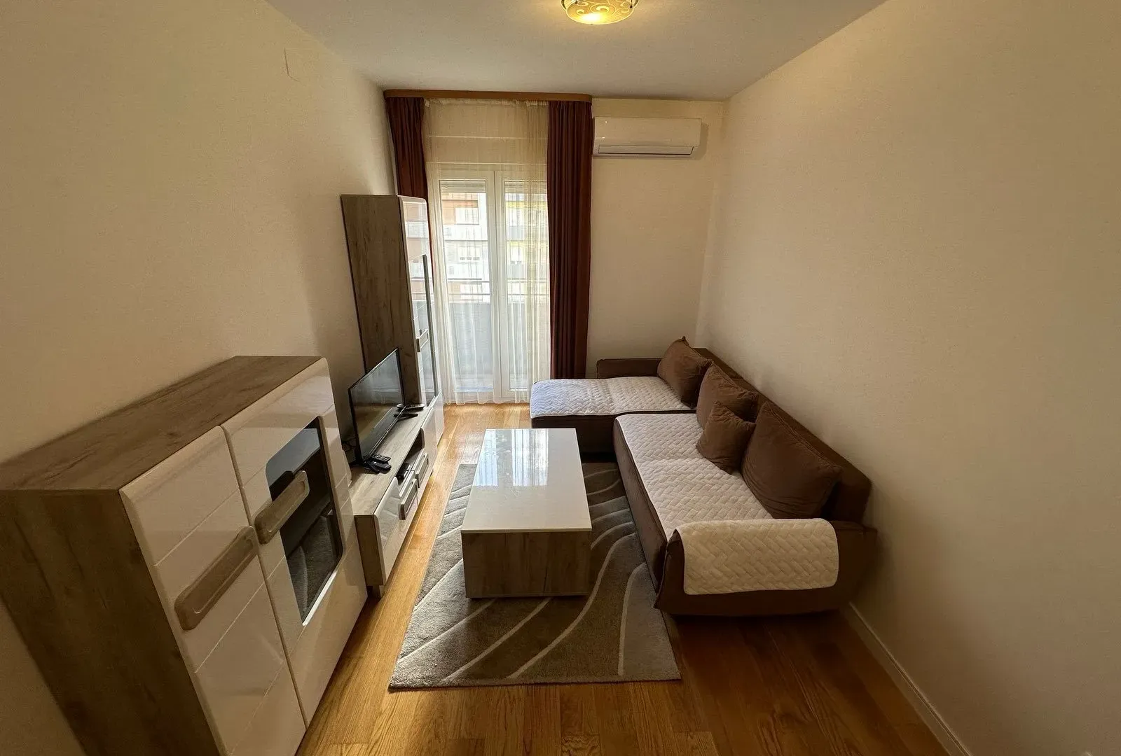 Izdavanje, stan, 42m², Podgorica, Crna Gora