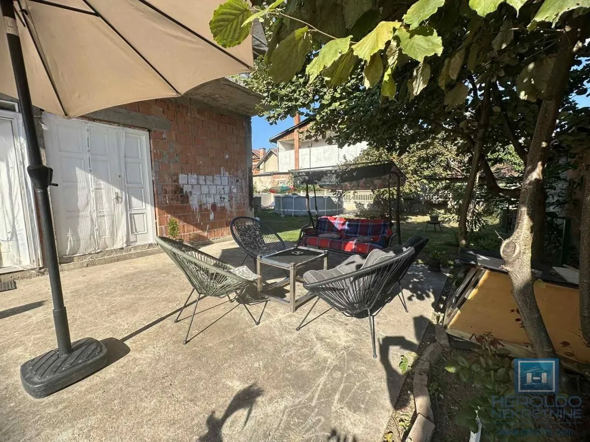 Sale, house, 215m², Ćuprija, Srbija