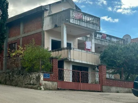 Prodaja, kuća, 112m², Utjeha, Bar - image 11