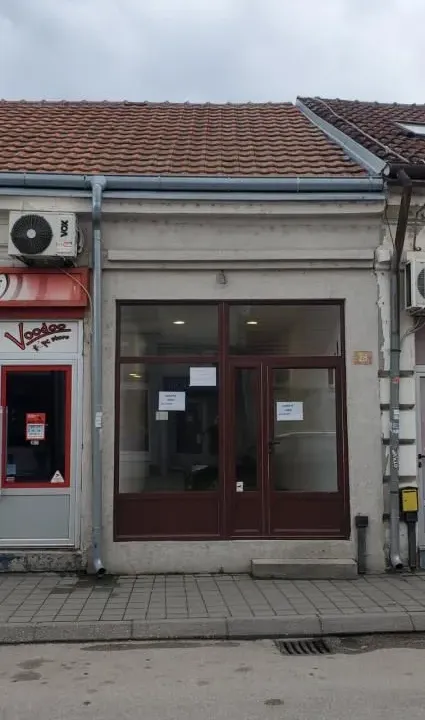Izdavanje, poslovni prostor, 42m², Negotin, Srbija