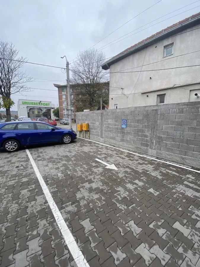 Rent, office space, 180m², Vašarište, Jagodina