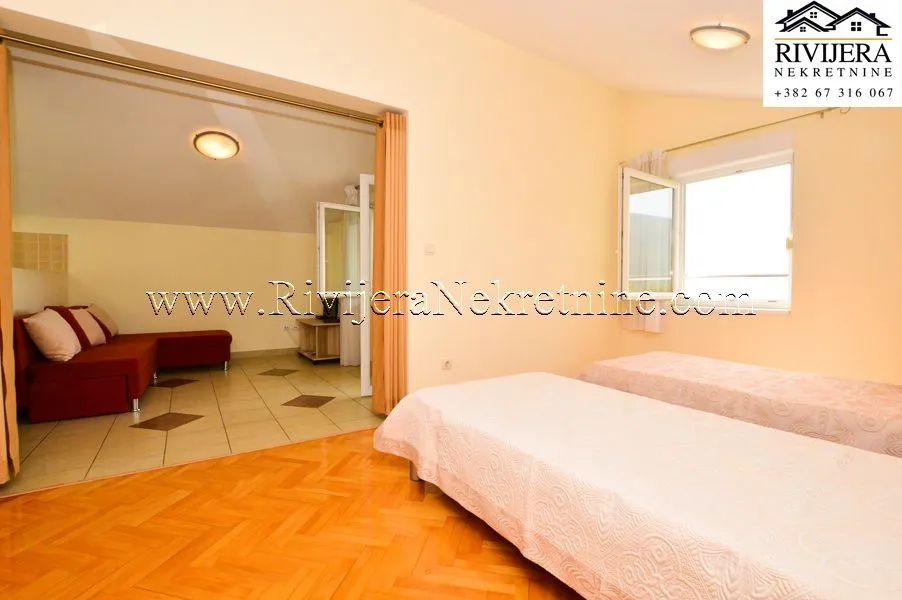 Prodaja, kuća, 260m², Đenovići, Herceg Novi