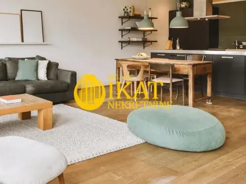 Sale, four bedroom apartment, 118m², Lekino Brdo, Voždovac Sve Podlokacije - image 1