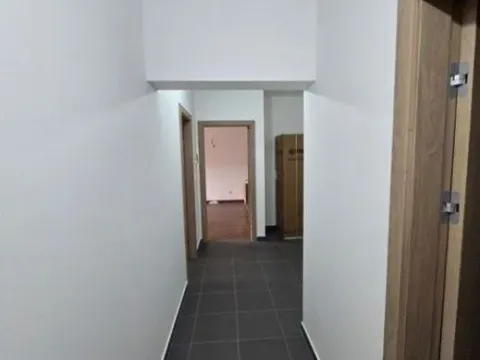 Rent, three bedroom apartment, 96m², Master Kvart, Podgorica - image 8