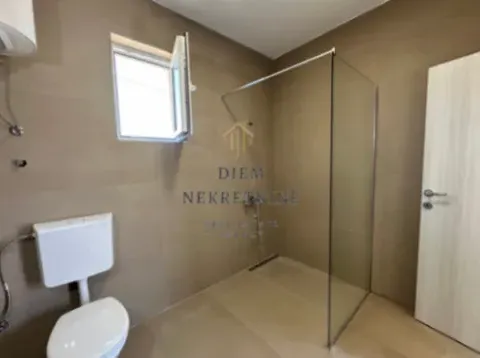 Izdavanje, kuća, 95m², Donji Kokoti, Podgorica - image 4