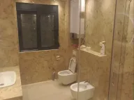 Izdavanje, kuća, 180m², Gornja Gorica, Podgorica - image 9