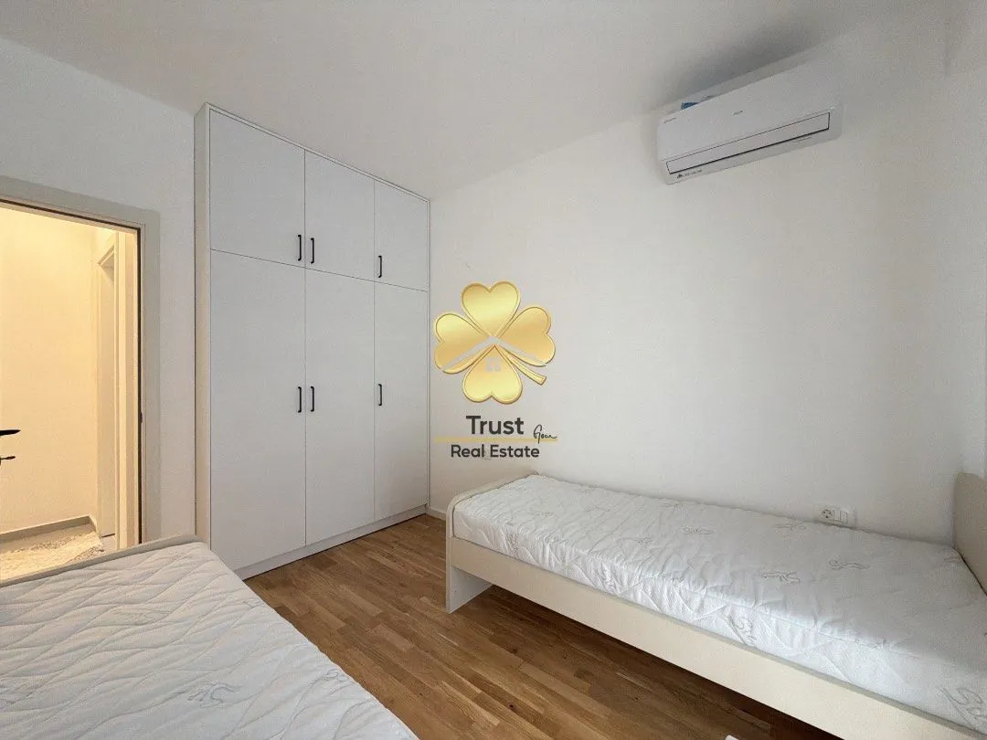 Izdavanje, dvosoban stan, 70m², Stari Aerodrom, Podgorica