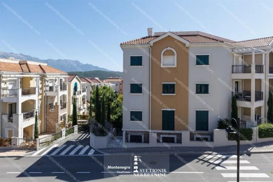 Prodaja, dvosoban stan, 50m², Luštica Bay, Tivat
