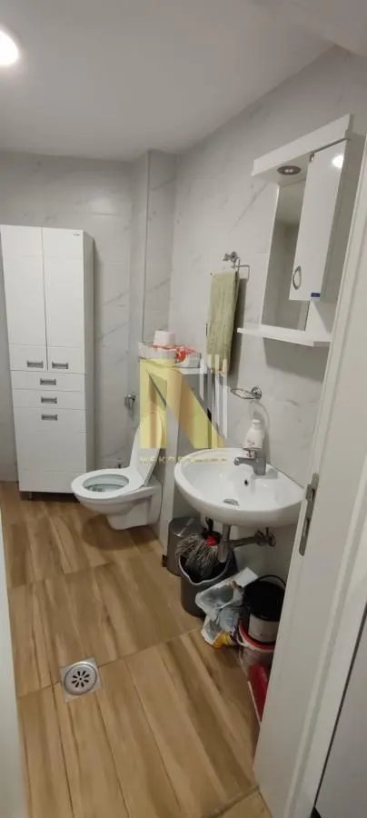Izdavanje, dvosoban stan, 48m², Salajka, Novi Sad Sve Podlokacije
