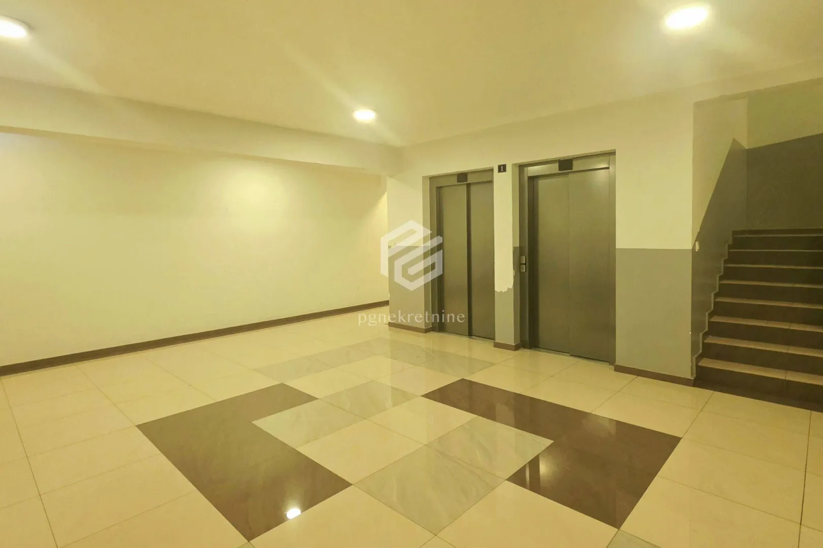 Prodaja, jednosoban stan, 39m², Stari Aerodrom, Podgorica