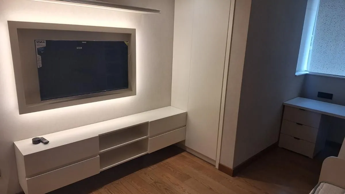 Rent, three bedroom apartment, 79m², Stari Grad, Beograd